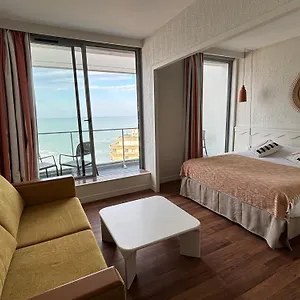 Bleues Le Grand Large 3* Biarritz